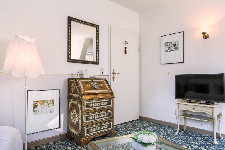 Bizer Wohnzimmer Sekretär